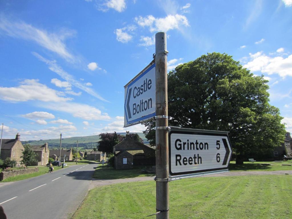 Готель Bolton Arms Redmire Екстер'єр фото